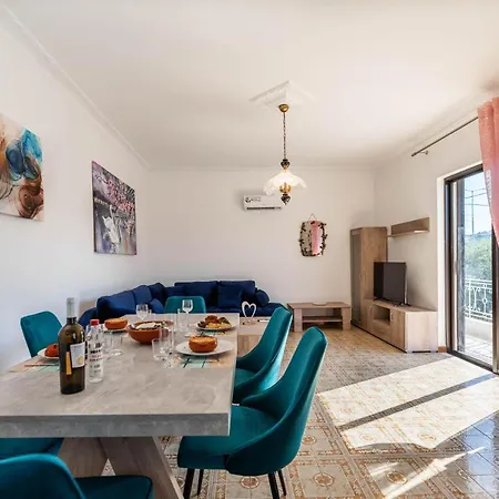 בית נופש Achilleas House אפאנטו